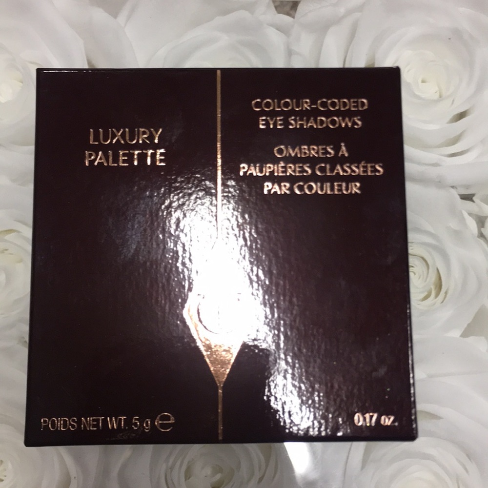 Charlotte Tilbury Queen of Glow Luxury Palette - Picture 4 of 8